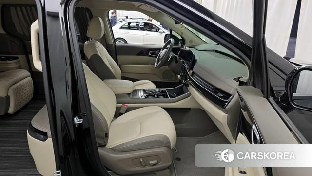 Kia The New Carnival 4th Generation 2024 Черный из Кореи, фото 2