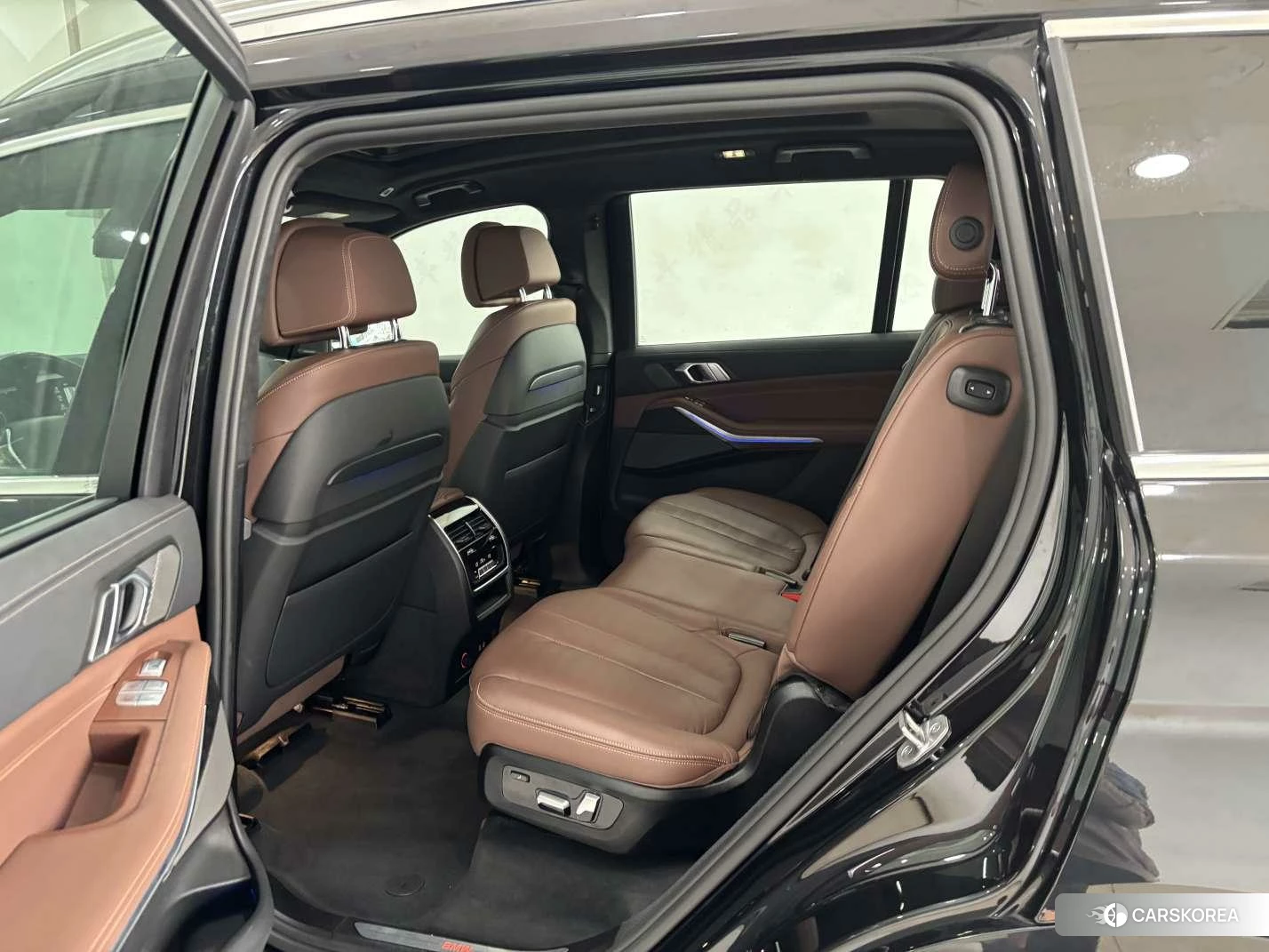 BMW X7 2020 Черный из Китая, фото 2