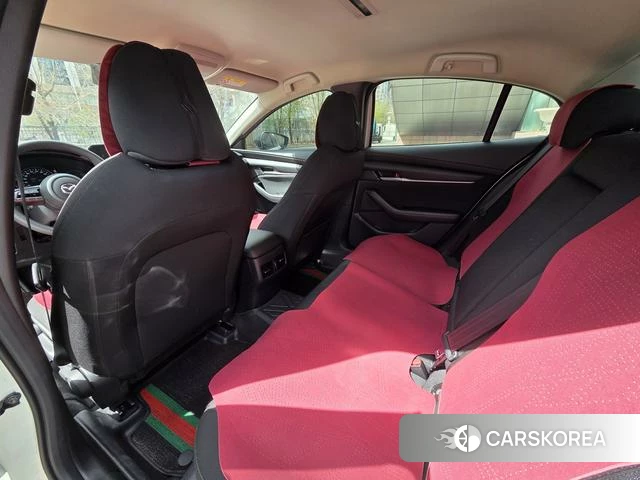 Mazda 3 2020 Белый из Китая, фото 2