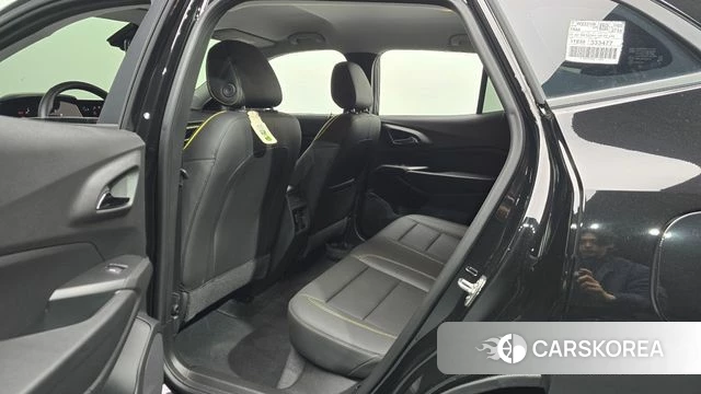 Chevrolet (GM Daewoo) Trax Crossover 2025 Черный из Кореи, фото 2