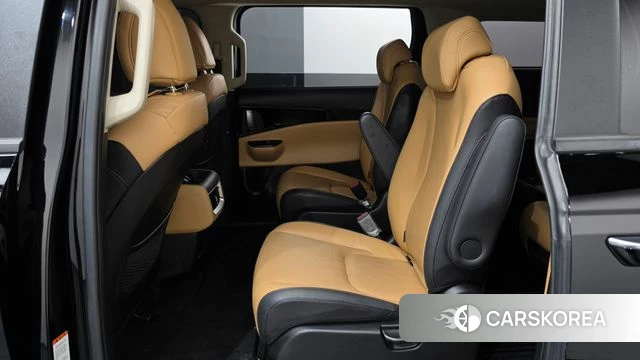 Kia Carnival 4th generation 2023 Черный из Кореи, фото 2
