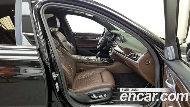 BMW 7 Series (G11) 2019 Черный из Кореи, фото 2