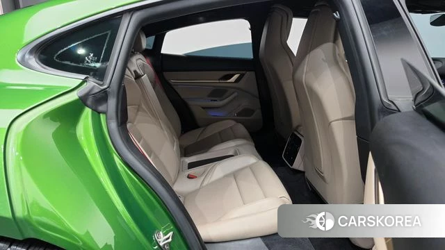 Porsche Taycan 2022 Зеленый из Кореи, фото 2