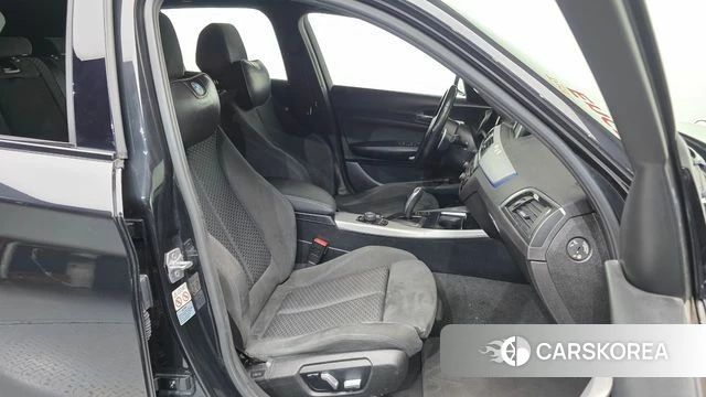 BMW 1 Series (F20) 2018 Черный из Кореи, фото 2