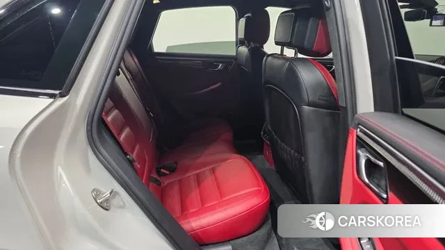 Porsche Macan 2022 Серебристо-серый из Кореи, фото 2