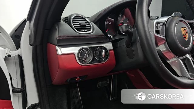 Porsche 718 Boxster 2020 Белый из Кореи, фото 2