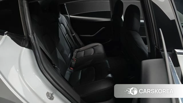 Tesla Model 3 2020 Белый из Кореи, фото 2