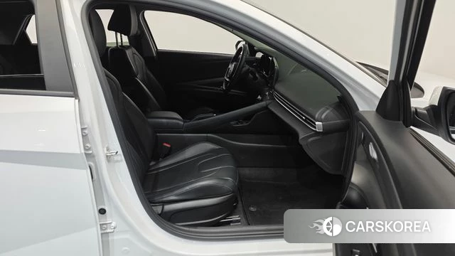 Hyundai Avante (CN7) 2021 Белый из Кореи, фото 2