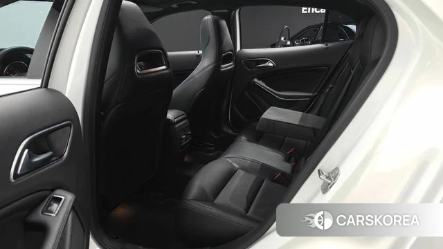 Mercedes-Benz GLA-Class X156 2018 Белый из Кореи, фото 2