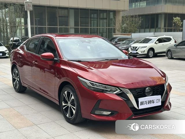 Nissan Sylphy 2022 Красный из Китая, фото 2