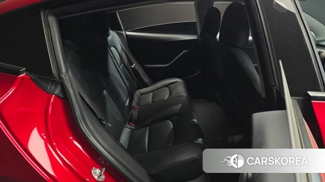 Tesla Model 3 2021 Красный из Кореи, фото 2