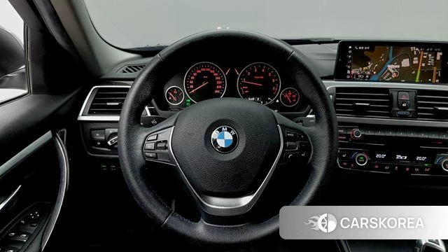 BMW 3 Series (F30) 2018 Серый из Кореи, фото 2
