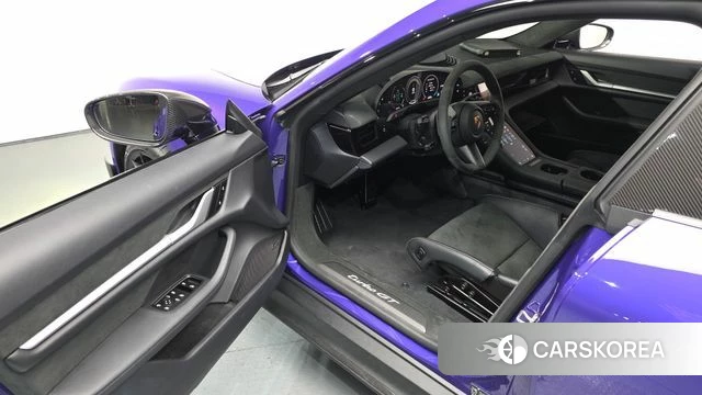 Porsche Taycan 2025 Фиолетовый из Кореи, фото 2