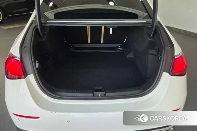 Mercedes-Benz E-Class W214 2025 Белый из Кореи, фото 2