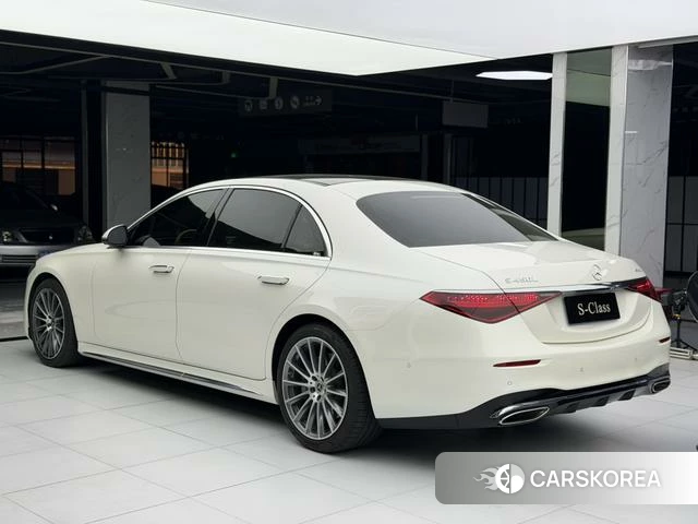 Mercedes-Benz S-Class 2022 Черный из Китая, фото 2