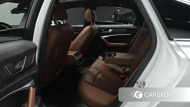 Audi A6 (C8) 2023 Белый из Кореи, фото 2