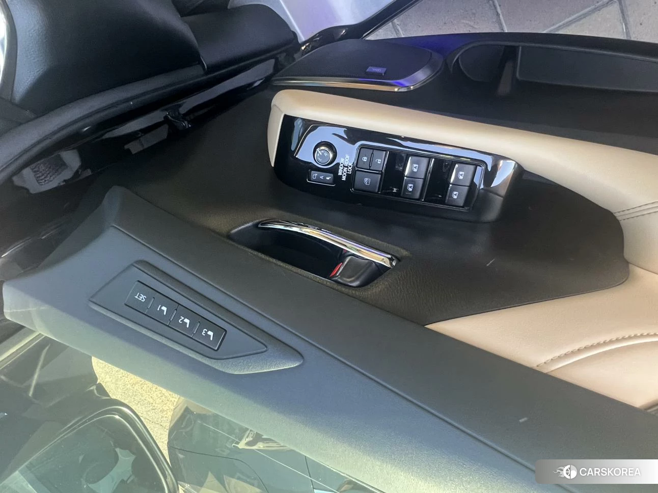 Toyota Alphard 2021 Черный из Китая, фото 2