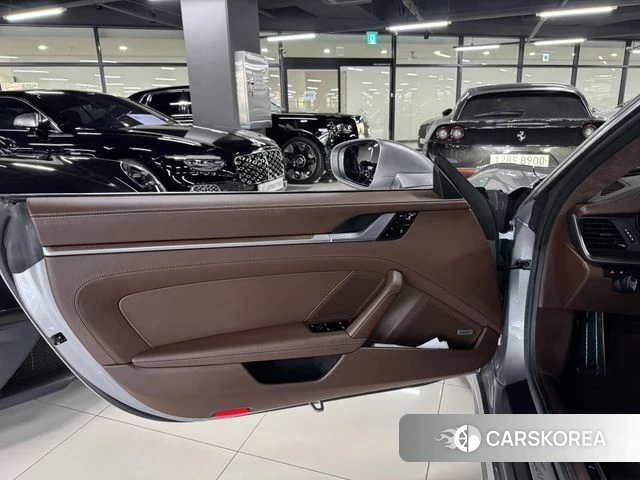 Porsche 911(992) 2020 Серебристо-серый из Кореи, фото 2