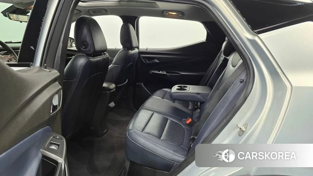 Chevrolet (GM Daewoo) Bolt EUV 2022 Серебристо-серый из Кореи, фото 2
