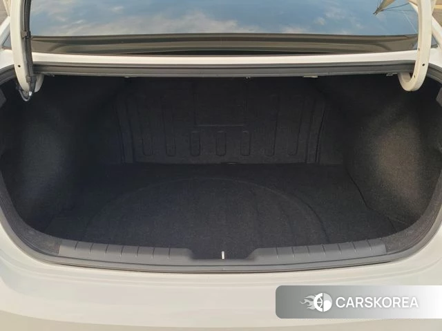 Hyundai The New Avante AD 2019 Белый из Кореи, фото 2