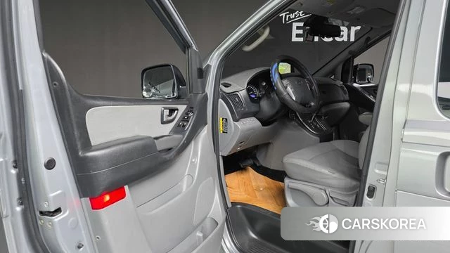 Hyundai The New Grand Starex 2019 Серебряный из Кореи, фото 2