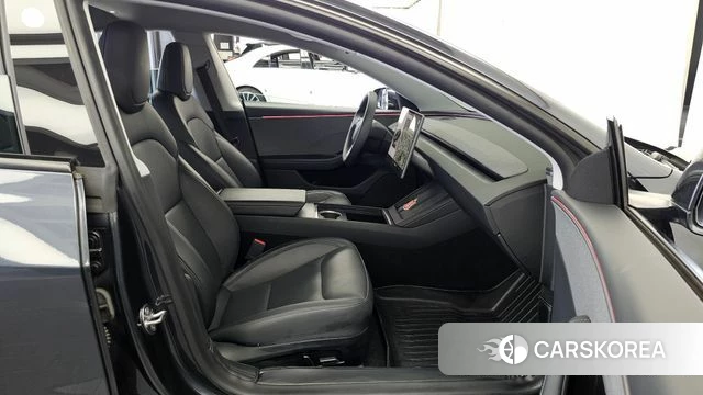 Tesla Model 3 2025 Серый из Кореи, фото 2