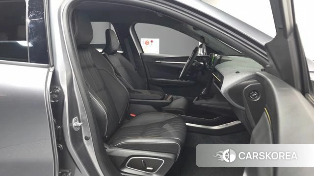 Renault Korea (Samsung) Senik 2026 Серебристо-серый из Кореи, фото 2