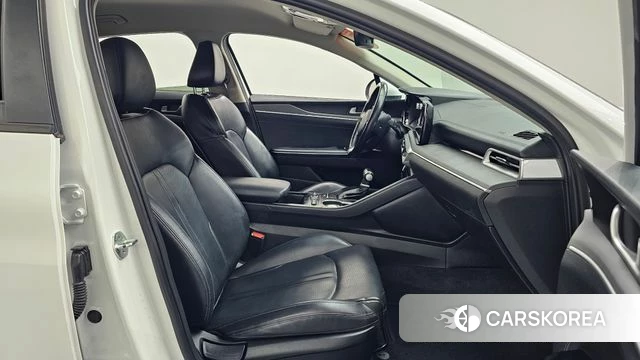 Kia K5 3rd generation 2022 Белый из Кореи, фото 2