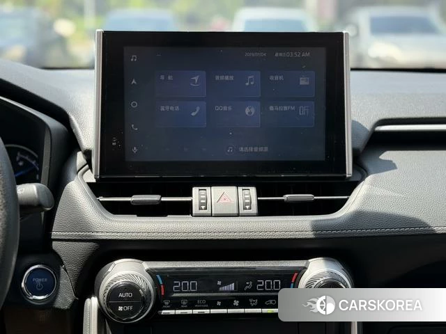 Toyota RAV4 2022 Белый из Китая, фото 2