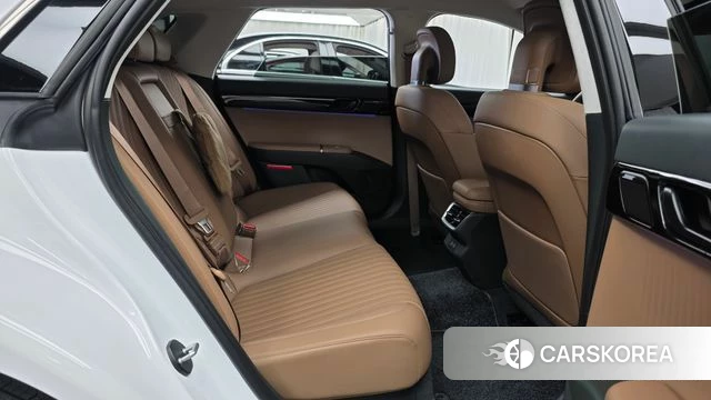 Hyundai Grandeur (GN7) 2024 Белый из Кореи, фото 2