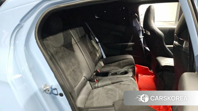 Hyundai Veloster (JS) 2021 Светло-серебряный цвет из Кореи, фото 2