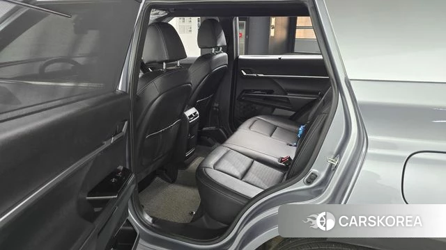 Ssangyong Torres 2022 Серебристо-серый из Кореи, фото 2