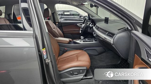 Audi Q7 (4M) 2019 Серый из Кореи, фото 2