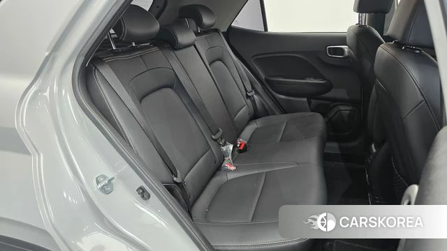 Hyundai Venue 2023 Серый из Кореи, фото 2