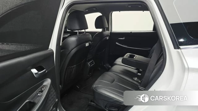 Hyundai The New Santa Fe 2023 Белый из Кореи, фото 2