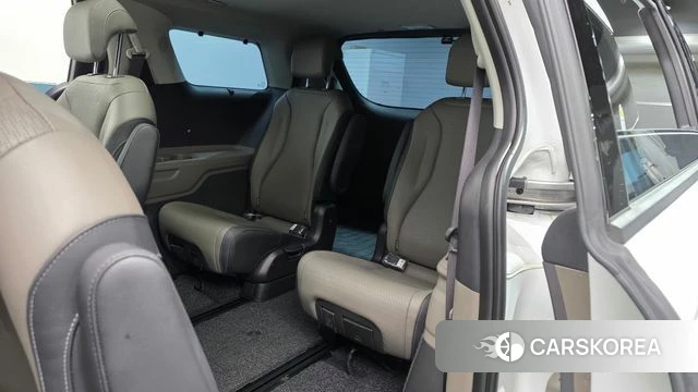 Kia The New Carnival 4th Generation 2025 Белый из Кореи, фото 2