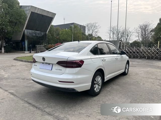 Volkswagen Lavida 2021 Белый из Китая, фото 2