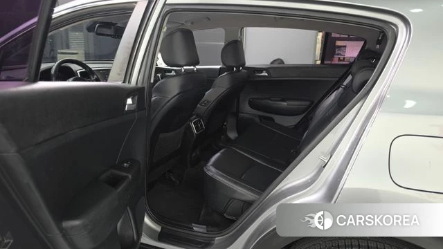 Kia Sportage The Bold 2020 Серебристо-серый из Кореи, фото 2