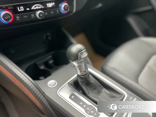 Audi Q2L 2021 Белый из Китая, фото 2