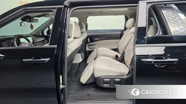 Kia Carnival 4th generation 2021 Черный из Кореи, фото 2