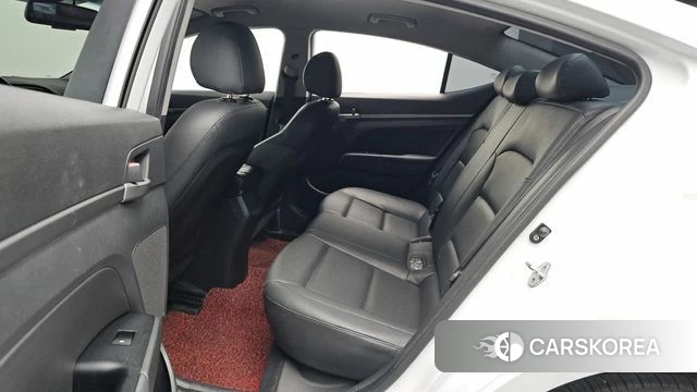 Hyundai Avante AD 2018 Белый из Кореи, фото 2
