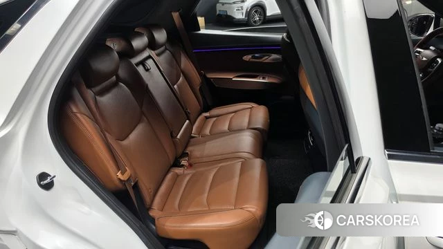 Genesis GV70 2025 Белый из Кореи, фото 2