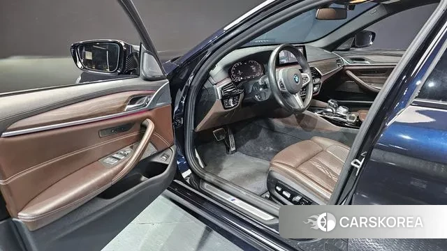 BMW 5 Series (G30) 2020 Синий из Кореи, фото 2