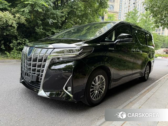 Toyota Alphard 2022 Черный из Китая, фото 2