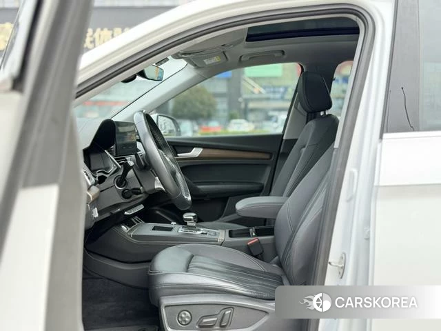 Audi Q5L 2021 Белый из Китая, фото 2