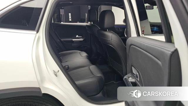 Mercedes-Benz GLA - Class H247 2021 Белый из Кореи, фото 2