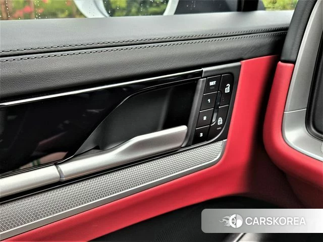 Porsche Cayenne (PO536) 2024 Белый из Кореи, фото 2