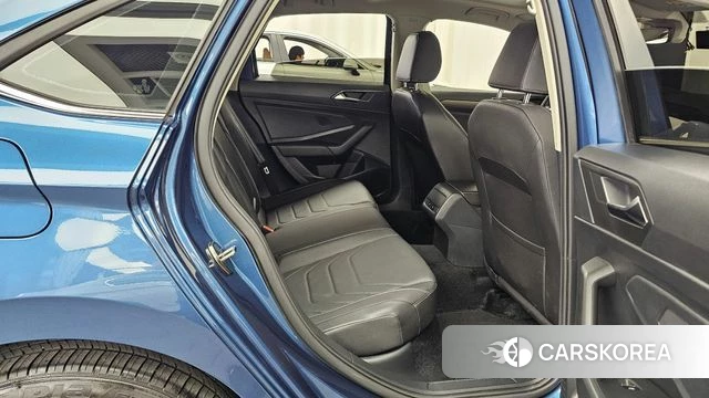 Volkswagen 7th Generation of Jetta 2021 Синий из Кореи, фото 2