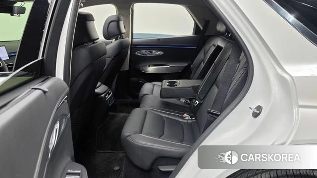 Genesis GV70 2024 Белый из Кореи, фото 2