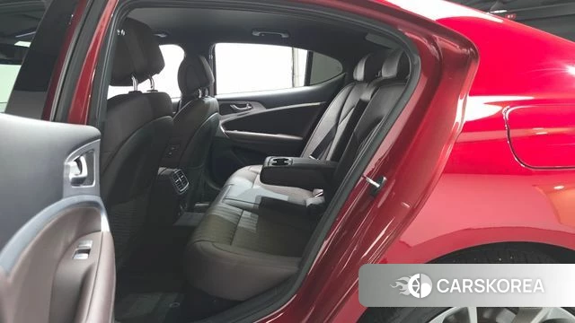 Genesis The New G70 2022 Красный из Кореи, фото 2